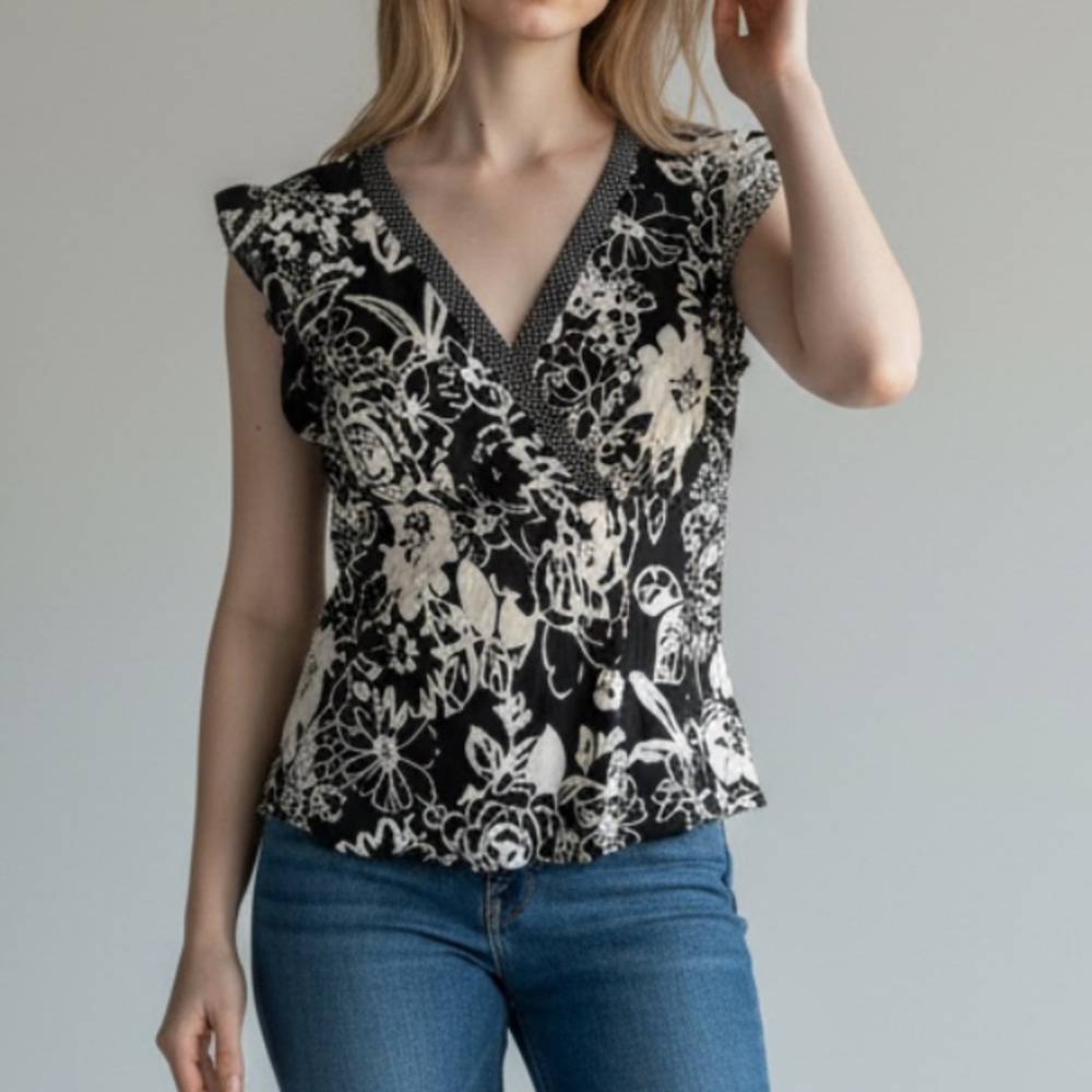 Silk Nine West Black & White Floral Semi Sheer Faux Wrap Sleeveless Top Size 12